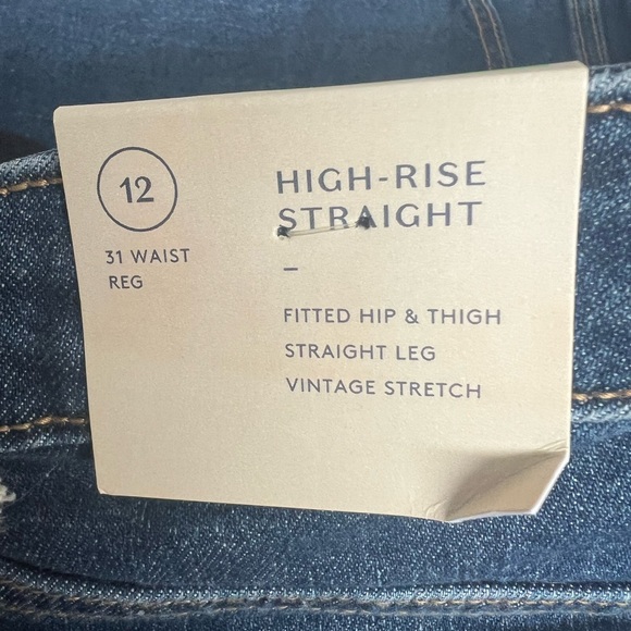 Universal Threads High Rise Straight - Picture 4 of 5